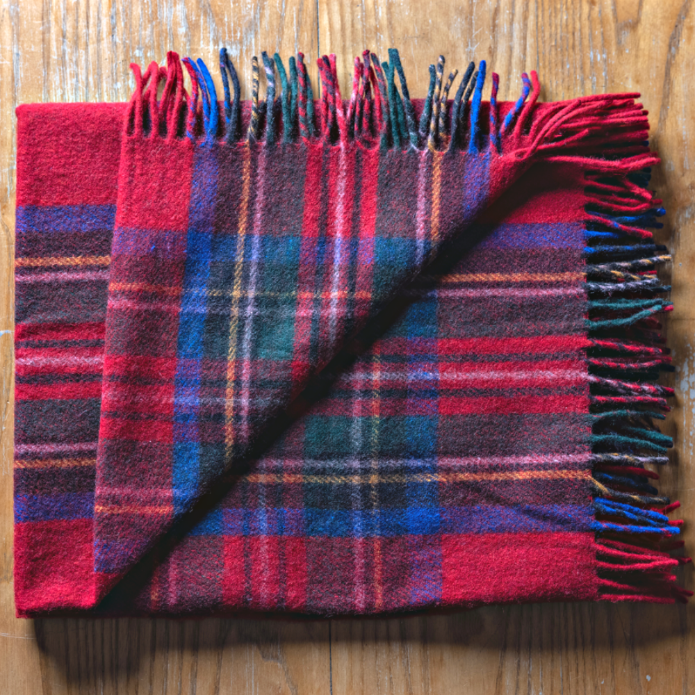Wool Tartan Knee Rug - Royal Stewart